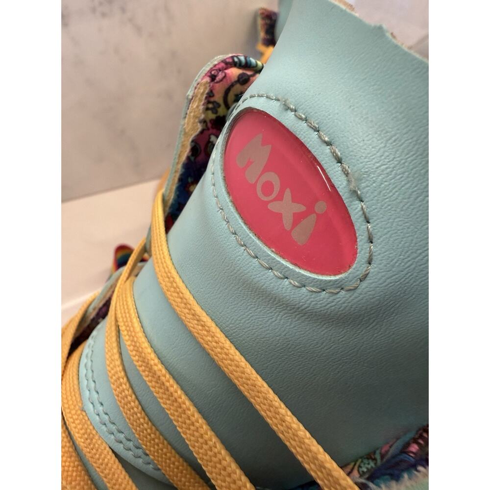 Moxi Beach Bunny Roller Skates - Pool Blue with Mustard Laces - Women's Size 10 - Picture 12 of 15